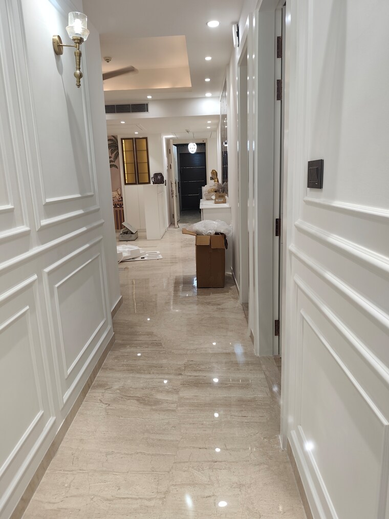 undefined, mahagun-mezzaria 4 Bedroom 2800 Sq.Ft. Apartment In Sector 78 Noida 9226322