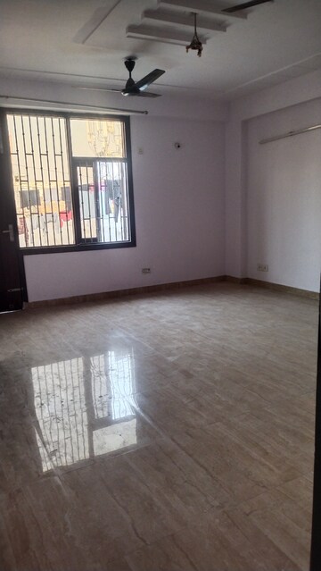 Bedroom in 1 BHK Builder Floor at Saket – for Rent