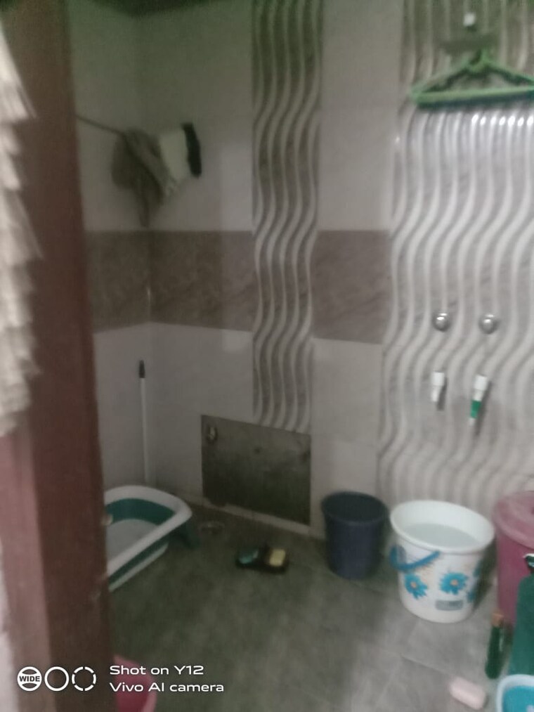 Bathroom, khirki extension 2 Bedroom 900 Sq.Ft. Builder Floor In Khirki Extension Delhi 9226357