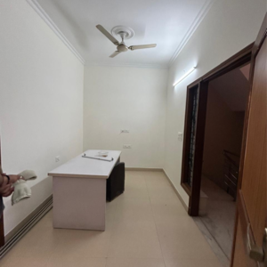  2.5 BHK Villa at Sector 21 – for Rent