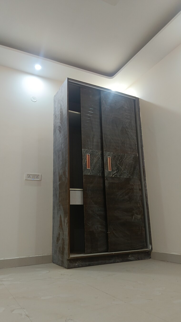 Room, dwarka mor 2 Bedroom 540 Sq.Ft. Independent House In Dwarka Mor Delhi 9226396