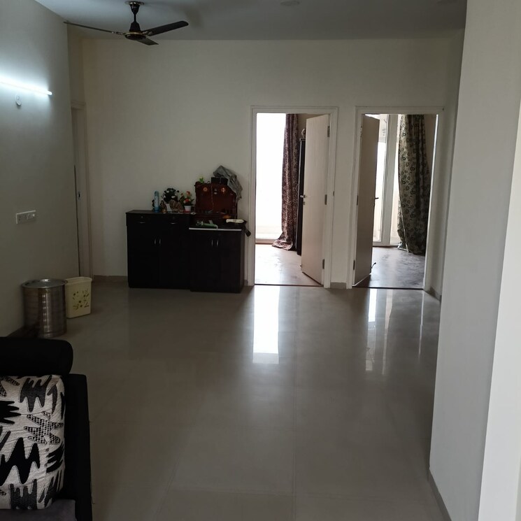 Room, emaar-palm-hills 3.5 Bedroom 1450 Sq.Ft. Apartment In Sector 77 Gurgaon 9226291