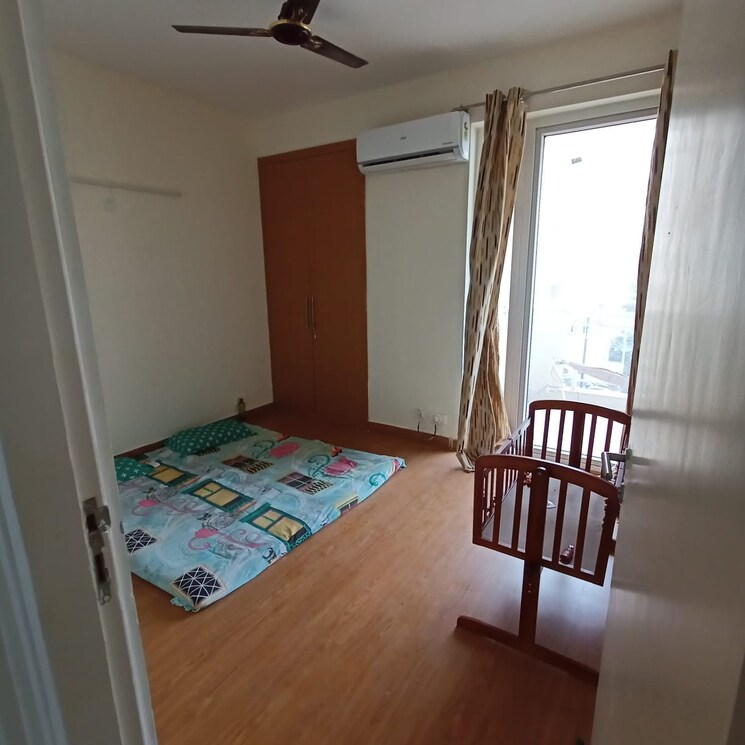 Room, emaar-palm-hills 3.5 Bedroom 1450 Sq.Ft. Apartment In Sector 77 Gurgaon 9226291