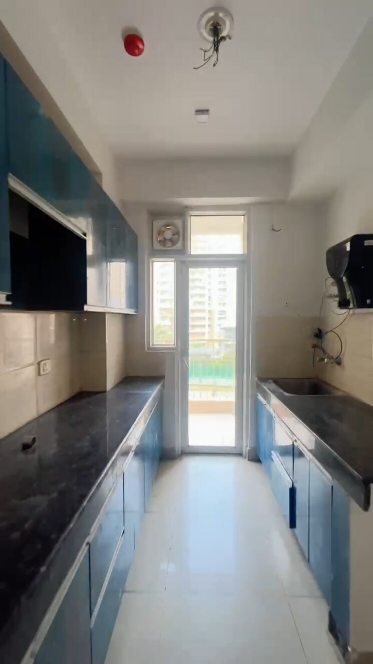 Kitchen, ajnara-homes 3 Bedroom 1290 Sq.Ft. Apartment In Sector 16b Greater Noida Greater Noida 9226389
