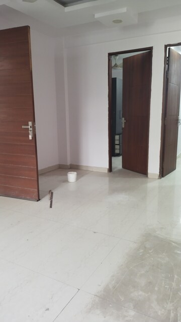 2 BHK Builder Floor For Rent in Saket