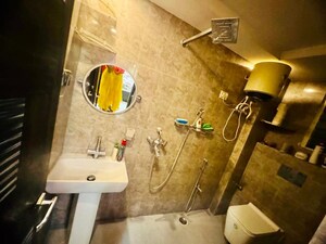 Furnished Amenities in 3 BHK Apartment at Boring Road – for Rent