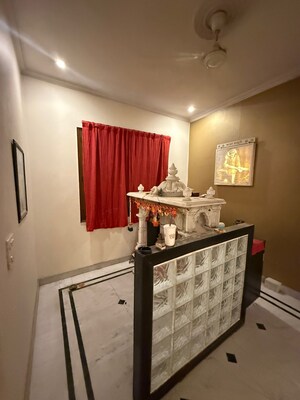  3 BHK Builder Floor at Greater Kailash ii – for Rent