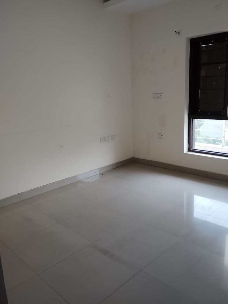 Room, green fields colony 4 Bedroom 2700 Sq.Ft. Builder Floor In Green Fields Colony Faridabad 9226428