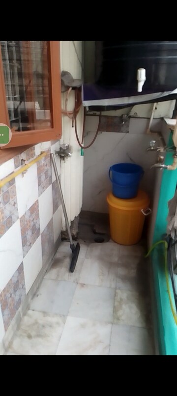 Team Area in 3.5 BHK Builder Floor at Khirki Extension – for Sale