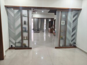 Room in 4 BHK Apartment at NCC Urban Gardenia, Gachibowli – for Rent