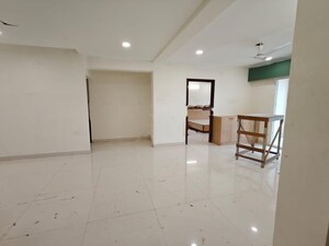 Room in 3 BHK Apartment at Paramount Hill County, Kondapur – for Rent
