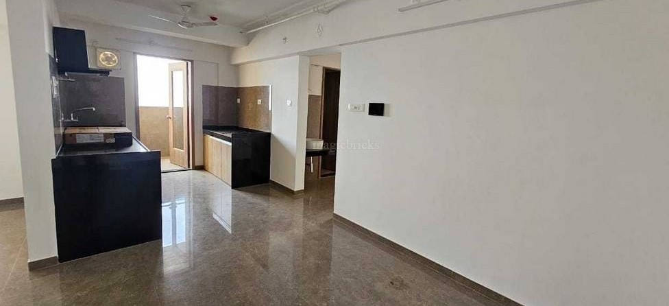 2 BHK + Servant Room Apartment For Rent in Venkatesh Skydale Phase 2