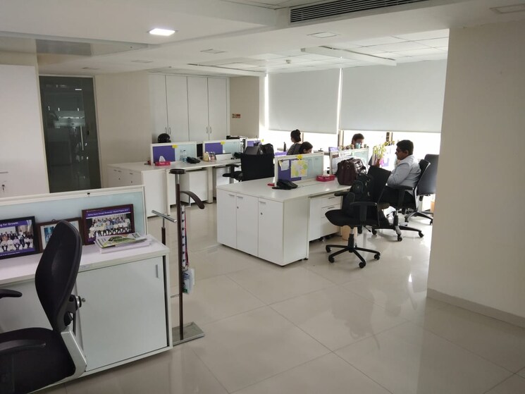 Team Area, classic-pentagon Commercial Office Space 5000 Sq.Ft. In Chakala Mumbai 9226521