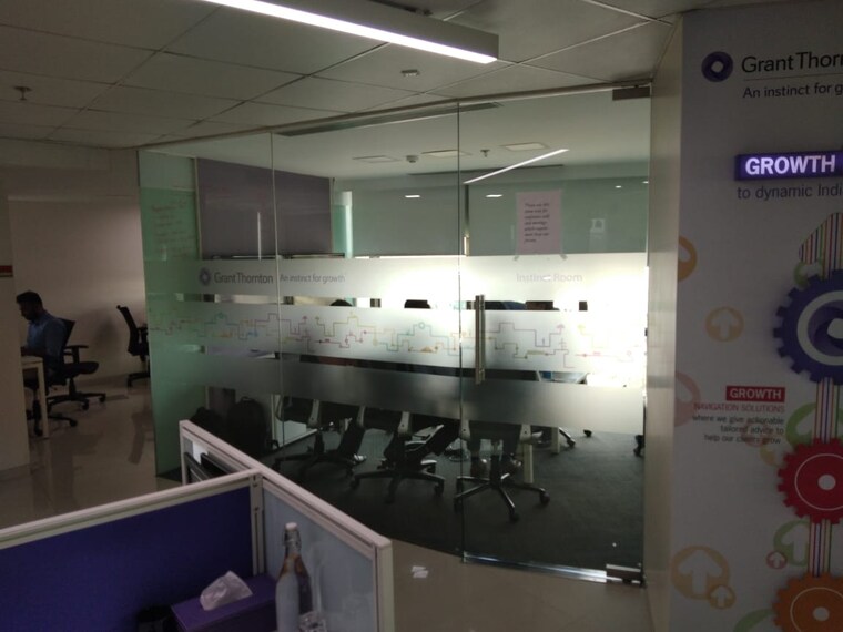 Kitchen, classic-pentagon Commercial Office Space 5000 Sq.Ft. In Chakala Mumbai 9226521