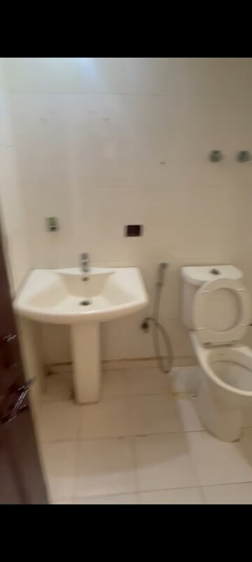 Bathroom in 2.5 BHK Apartment at Amrapali Empire, Sain Vihar – for Sale