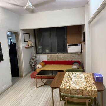 Living Room in 2 BHK Apartment at Andheri West – for Rent