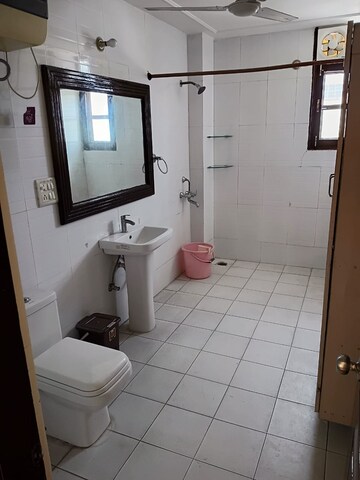 Bathroom in 3 BHK Builder Floor at Gms Road – for Rent