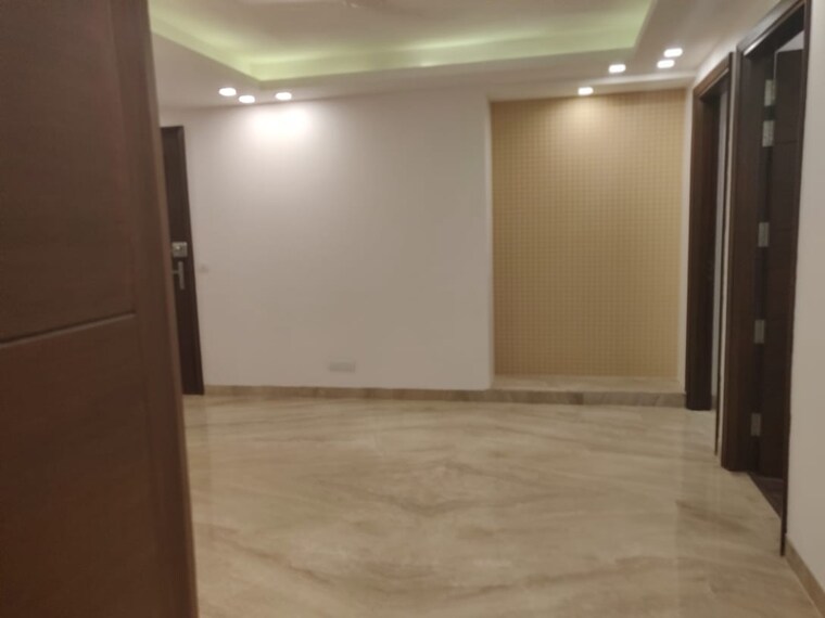 Room, florence-nightingale-lane 4 Bedroom 2300 Sq.Ft. Builder Floor In Green Park Delhi 9226619