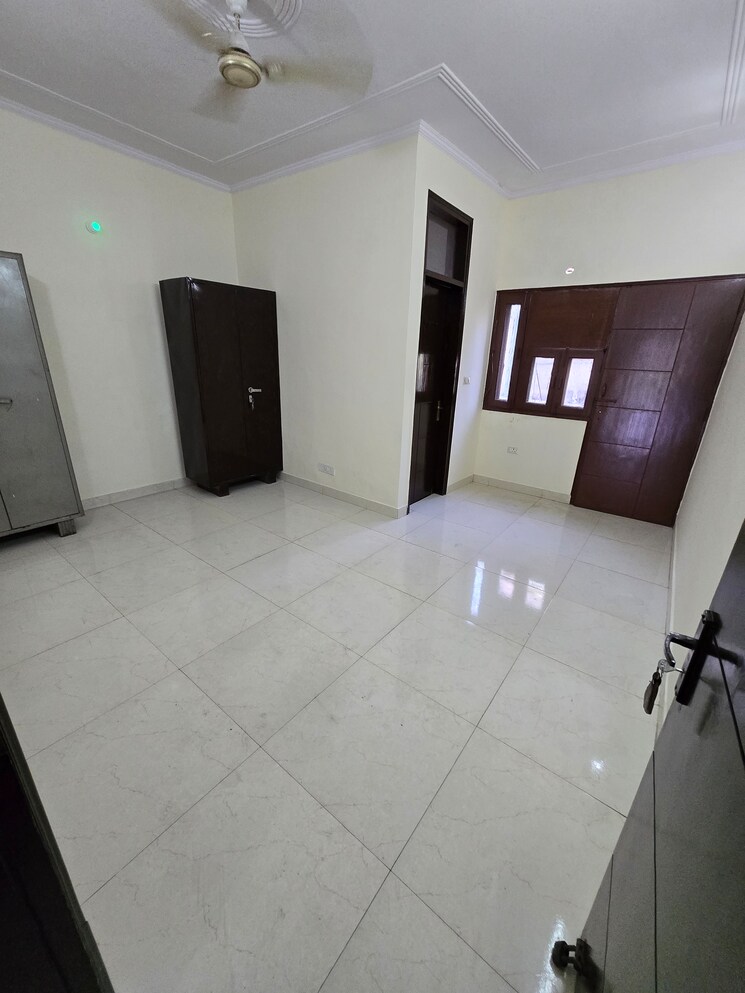 Kitchen, dayanand colony 2 Bedroom 900 Sq.Ft. Builder Floor In Dayanand Colony Delhi 9226693