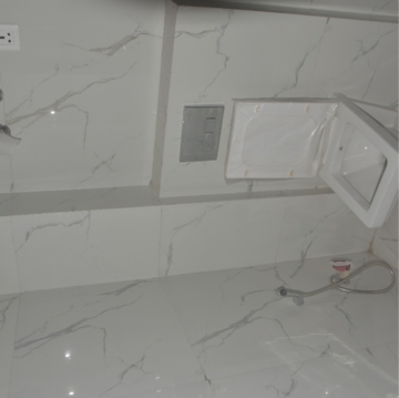 Bathroom in 3.5 BHK Builder Floor at Sector 21 – for Rent