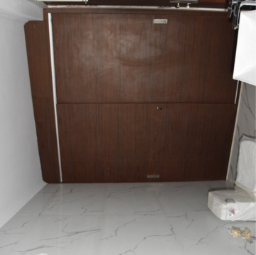 Room in 3.5 BHK Builder Floor at Sector 21 – for Rent