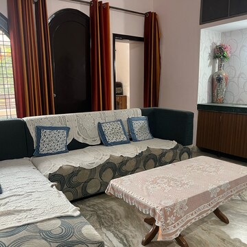 3 BHK Builder Floor For Rent in Kohli One Malibu Town, Malibu Town