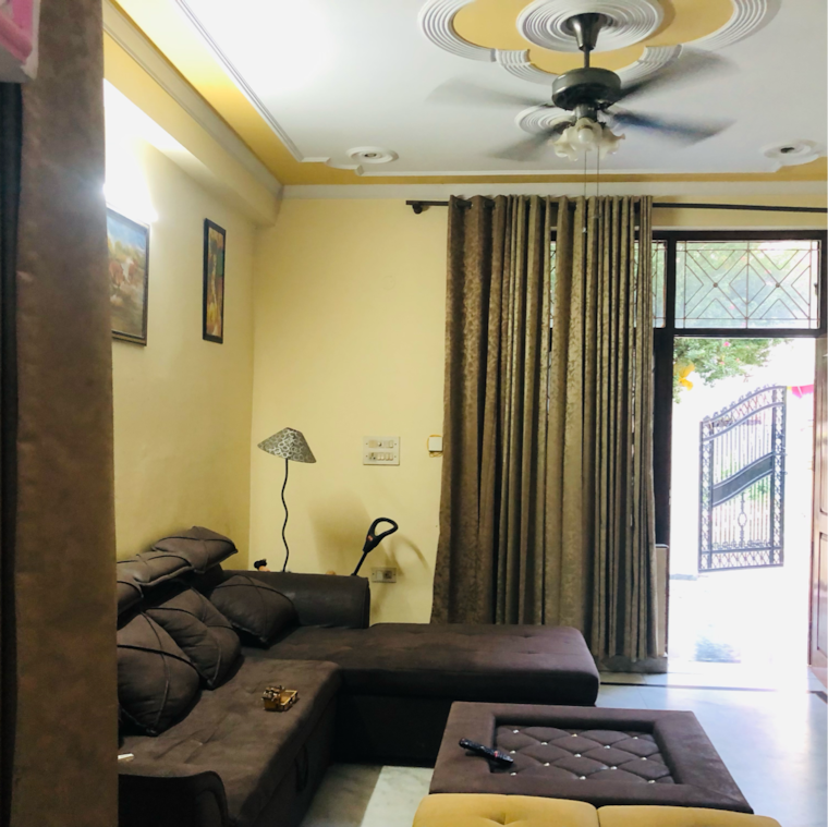 Living Room, sector 21 2.5 Bedroom 1200 Sq.Ft. Villa In Sector 21 Gurgaon 9226796