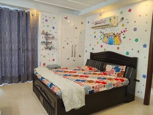 Bedroom in 3 BHK Builder Floor at Carnation Greens, Sector 8 – for Sale
