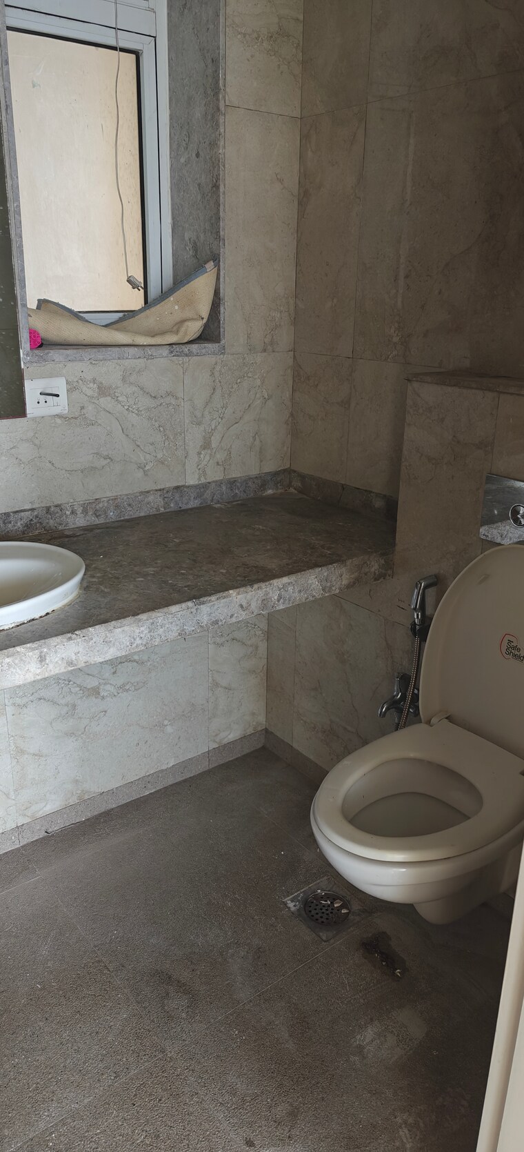 Bathroom, lodha-parkside 3 Bedroom 1348 Sq.Ft. Apartment In Worli Mumbai 9226790