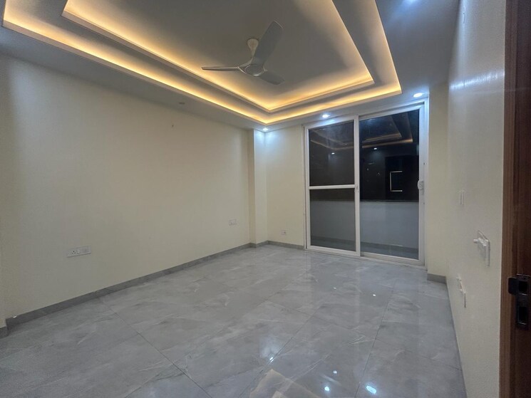 Room, uppal-southend 4 Bedroom 1600 Sq.Ft. Independent House In Sector 49 Gurgaon 9226810