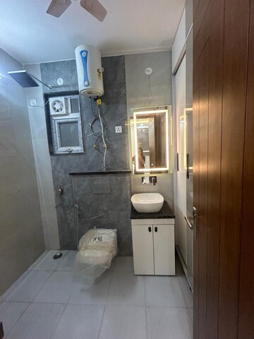 Bathroom in 4 BHK Independent House at Uppal Southend, Sector 49 – for Rent