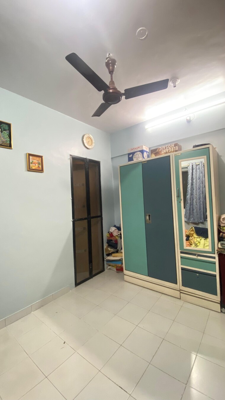 Bedroom, vrindavan-chs-thane-west 1 Bedroom 400 Sq.Ft. Apartment In Vrindavan Society Thane 9226806