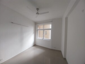 Room in 2 BHK Apartment at Mahagun Mywoods, Sector 16c Greater Noida – for Rent