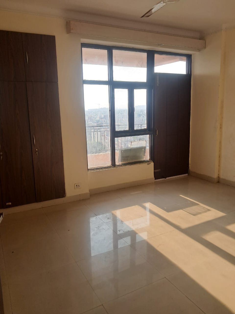 4 BHK + Servant Room Apartment For Rent in The Citizen Apartments