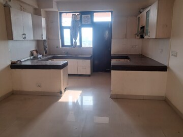 Kitchen in 4 BHK Apartment at The Citizen Apartments, Sector 51 – for Rent