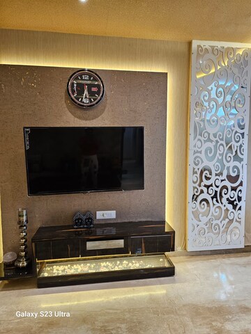 Room in 3 BHK Apartment at Sheth Vasant Galaxy, Goregaon West – for Rent