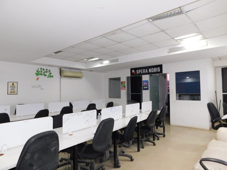 Team Area, sector 63 Commercial Office Space 13000 Sq.Ft. In Sector 63 Noida 9226837