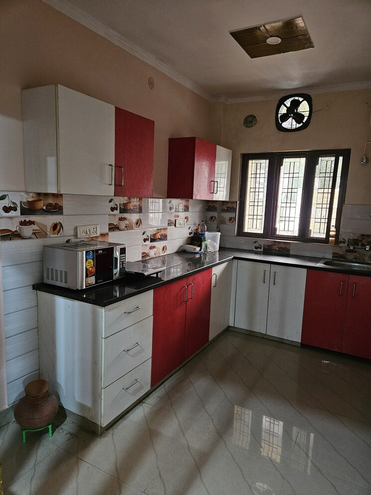 Kitchen, shahastradhara road 2 Bedroom 1200 Sq.Ft. Builder Floor In Shahastradhara Road Dehradun 9226863