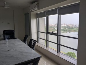 Room in  Office Space at Makarba – for Rent
