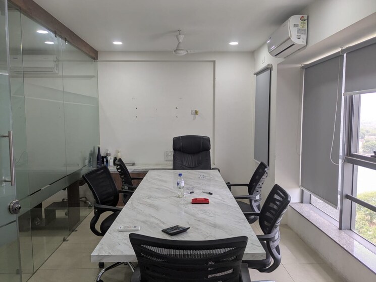 Team Area, makarba Commercial Office Space 825 Sq.Ft. In Makarba Ahmedabad 9226924
