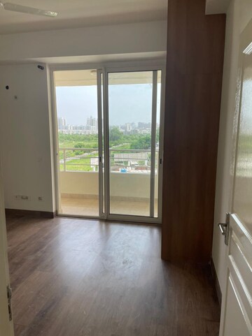4 BHK Apartment For Sale in Emaar Palm Hills, Sector 77