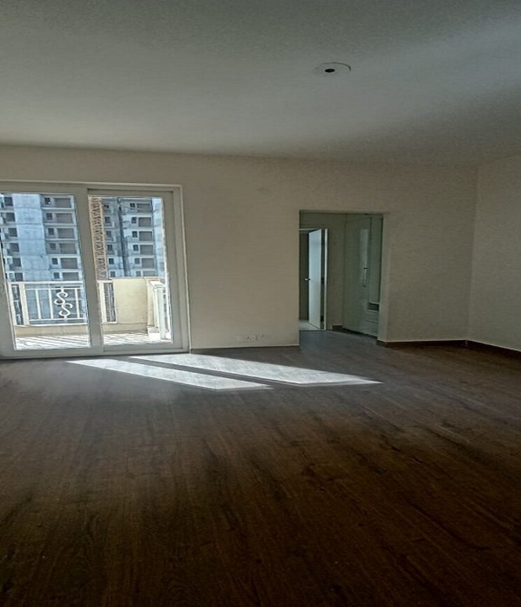 Room, emaar-palm-hills 4 Bedroom 1950 Sq.Ft. Apartment In Sector 77 Gurgaon 9226952