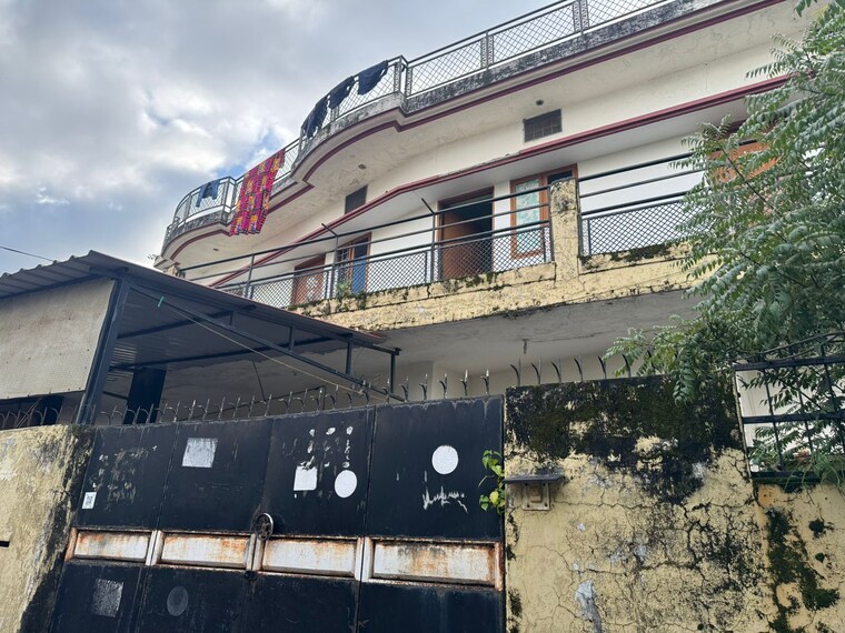 Exterior View, canal road 3.5 Bedroom 298 Sq.Yd. Independent House In Canal Road Dehradun 9226970