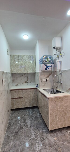 Kitchen in 1.5 BHK Builder Floor at Chattarpur – for Rent