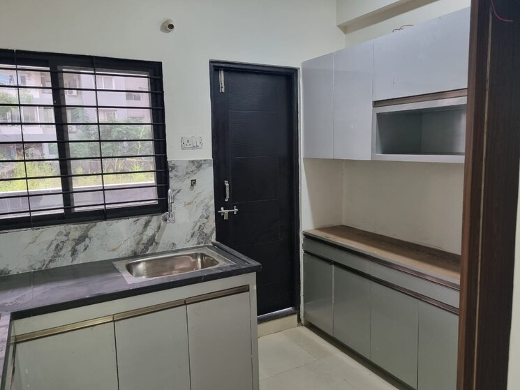 Kitchen, race course road 3 Bedroom 957 Sq.Ft. Apartment In Race Course Road Indore 9226956