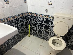 Bathroom in 2 BHK Apartment at Keshav Kunj III, Sanpada – for Rent