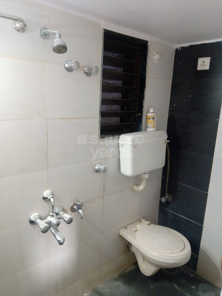 Bathroom, hiral-greens 1 Bedroom 606 Sq.Ft. Apartment In Mira Road Thane 9227066