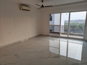 Bedroom in 4 BHK Builder Floor at Panchkula Urban Estate – for Rent