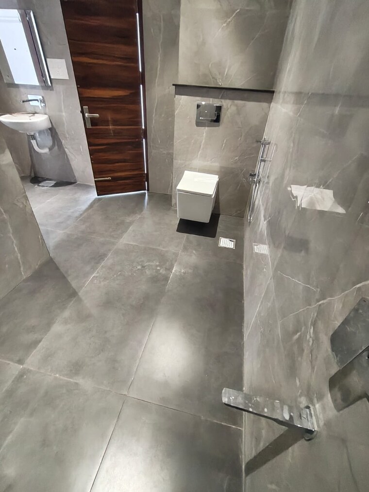 Bathroom, panchkula urban estate 4 Bedroom 2800 Sq.Ft. Builder Floor In Panchkula Urban Estate Panchkula 9227005