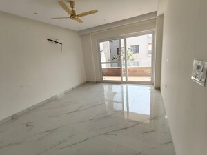 Bedroom in 4 BHK Builder Floor at Panchkula Urban Estate – for Rent